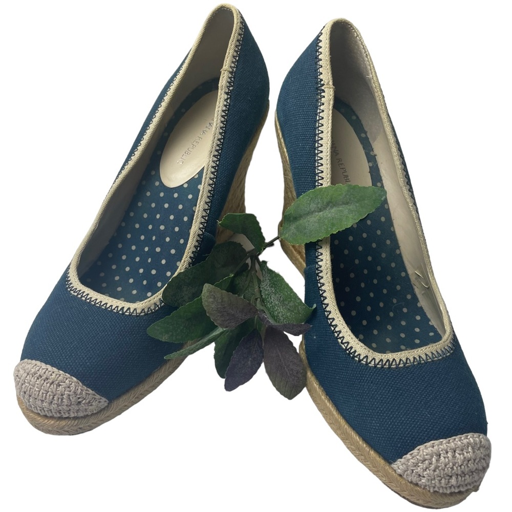 Banana Republic Womens Espadrilles Wedge Heel Blue Canvas Almond Toe Slip On 7